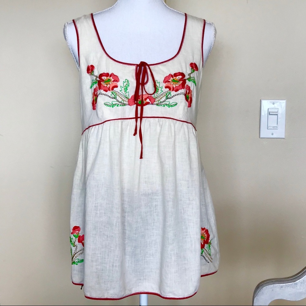 LUCKY 🍀 Gorgeous Linen Strapless Top